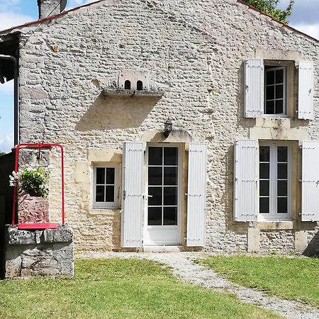 La Petite Maison Matha Exterior foto