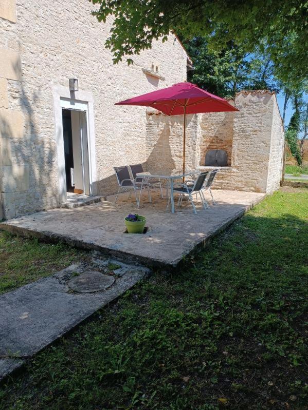 La Petite Maison Matha Exterior foto